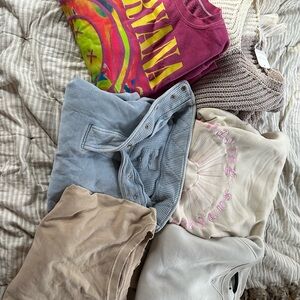 6 pack bundle of trendy hoodies!